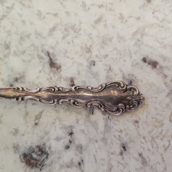 Vintage Community Silverplated Ornate Floral Sugar Spoon 5 Inches Long - Picture 2 of 5